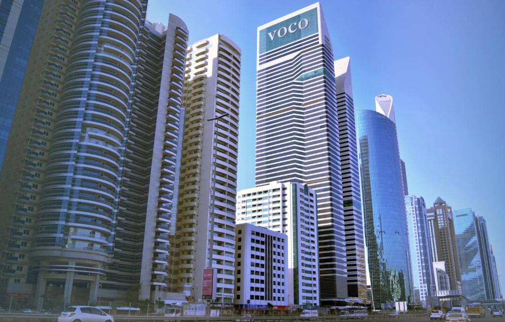 أحد فنادق قريبة من مركز دبي التجاري العالمي المميزَّة