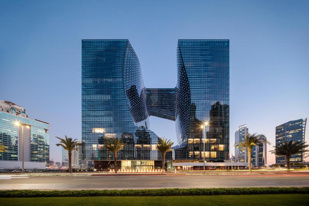 أحد فنادق فخمة في دبي المميزَّة