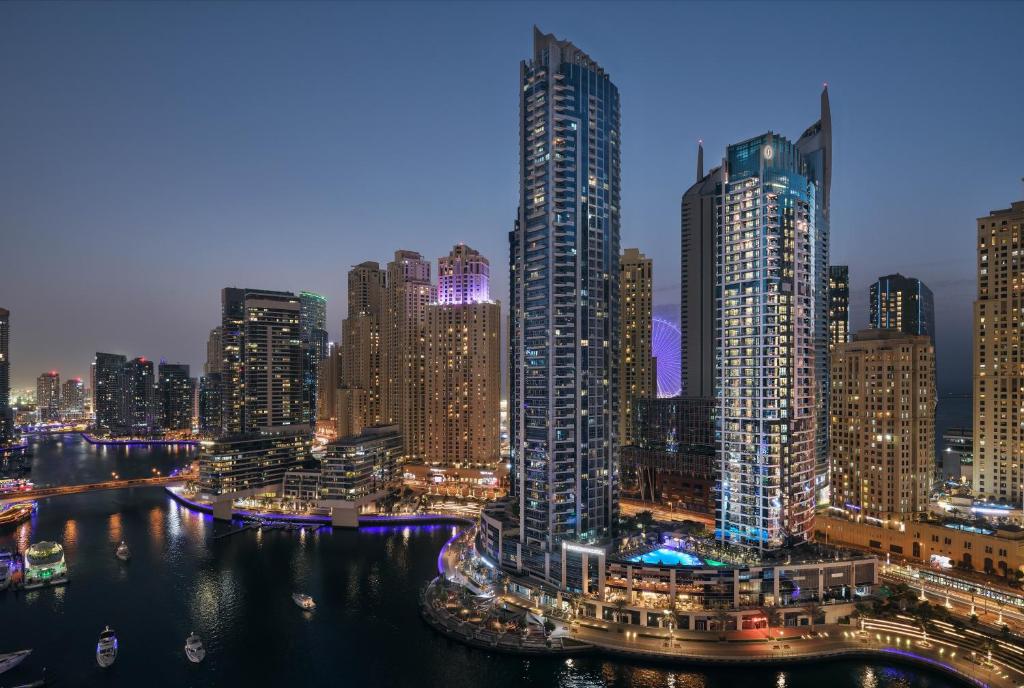 من فنادق دبي مطلة على البحر المميزَّة