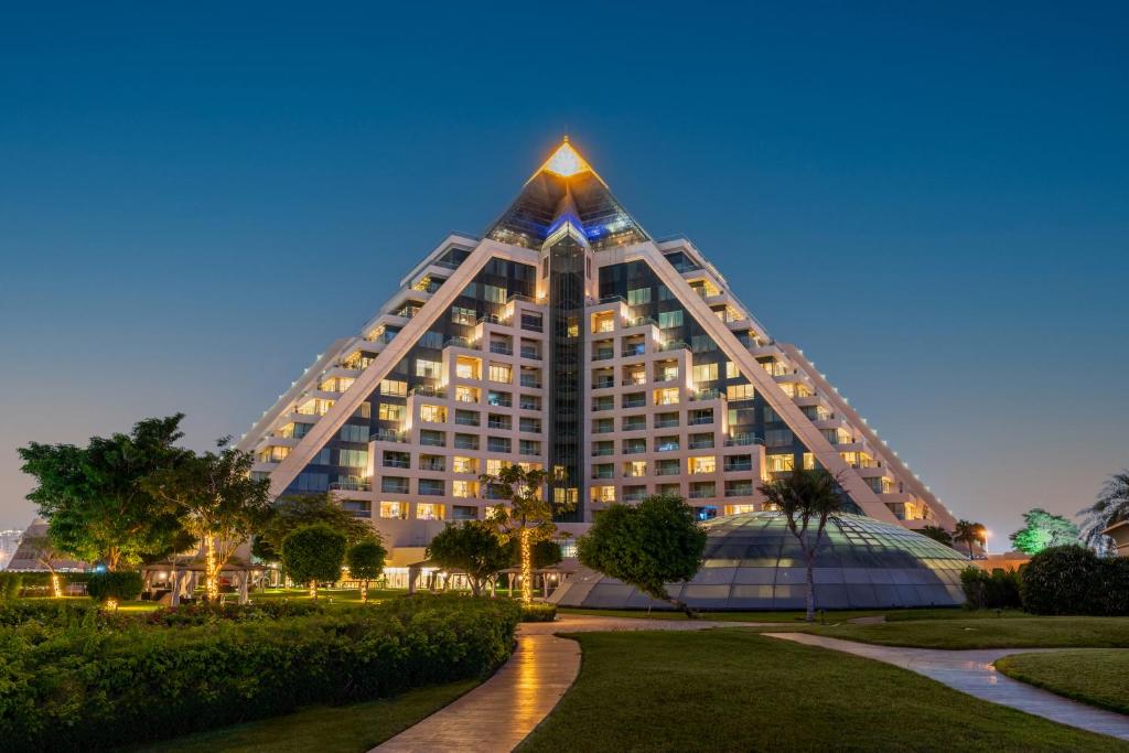 أحد أفضل فنادق المدينة الطبية دبي المميزَّة