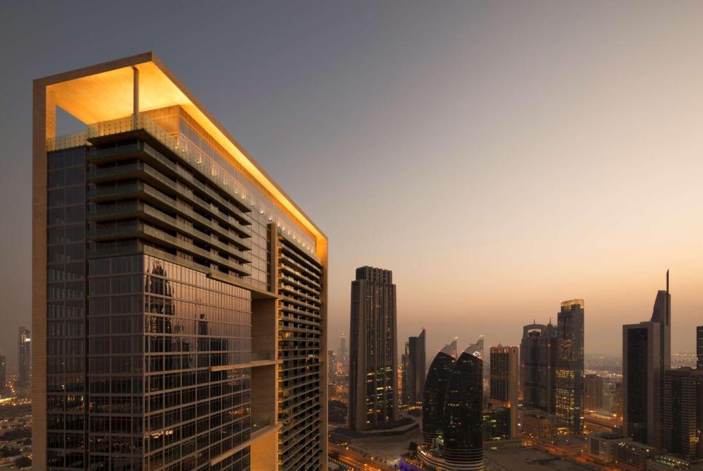 أحد أفخم فندق في دبي المميزَّة