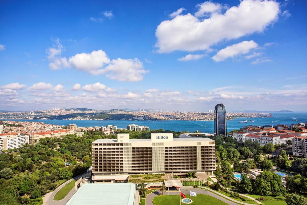 أحد أفضل فنادق إسطنبول 5 نجوم على البحر المميزَّة