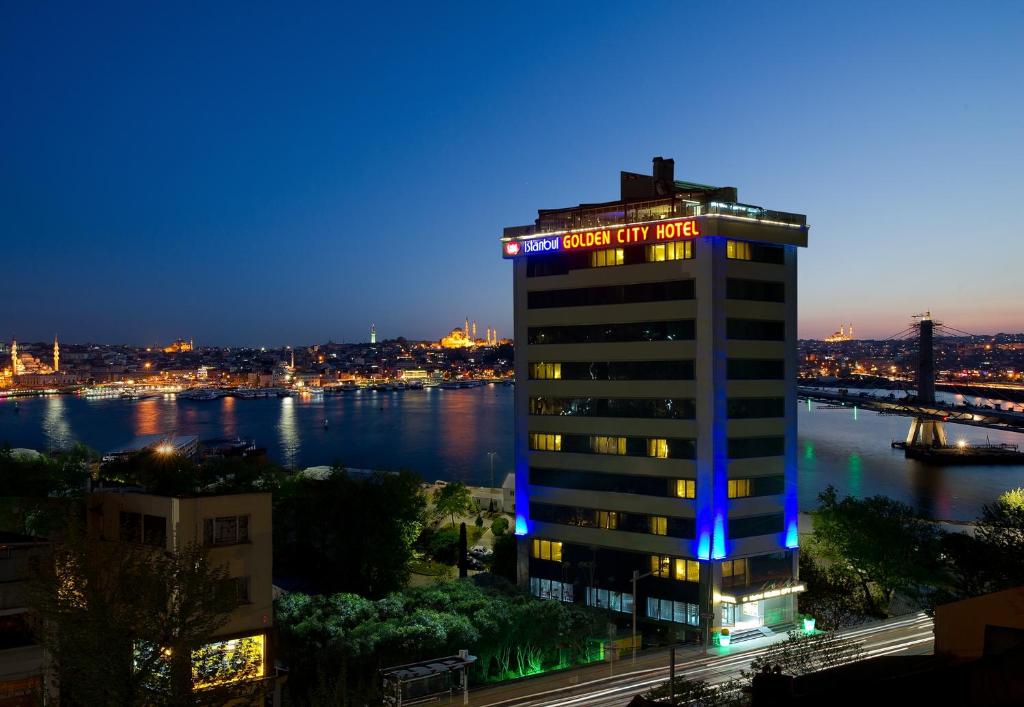 من فنادق كاراكوي إسطنبول المميزَّة