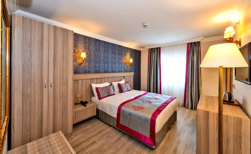 ضمن قائمة فنادق رخيصة في إسنيورت إسطنبول المميزَّة