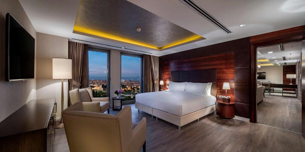 أحد سلسلة فنادق دبل تري باي هيلتون إسطنبول المميزَّة