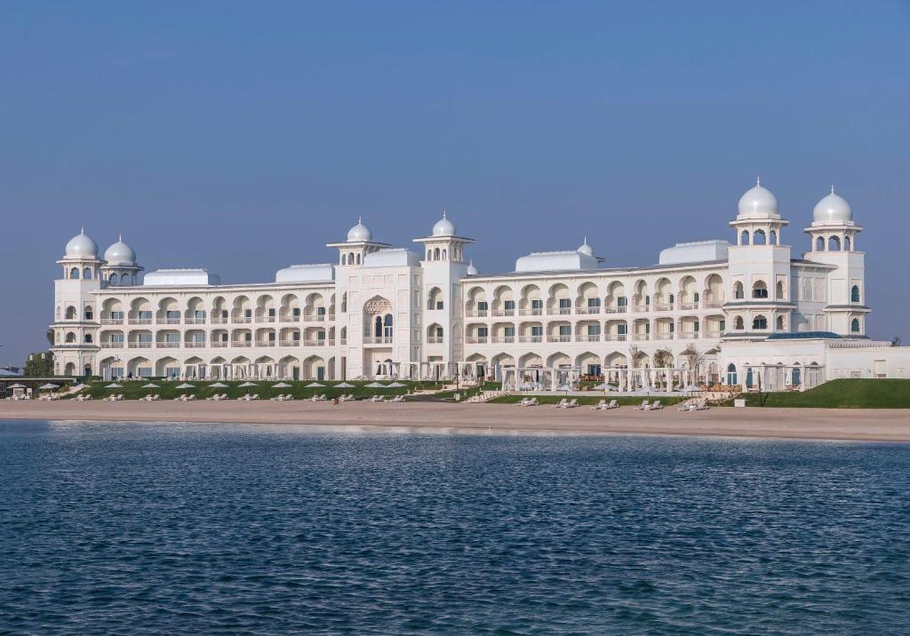 أحد فنادق كتارا قطر المميزَّة