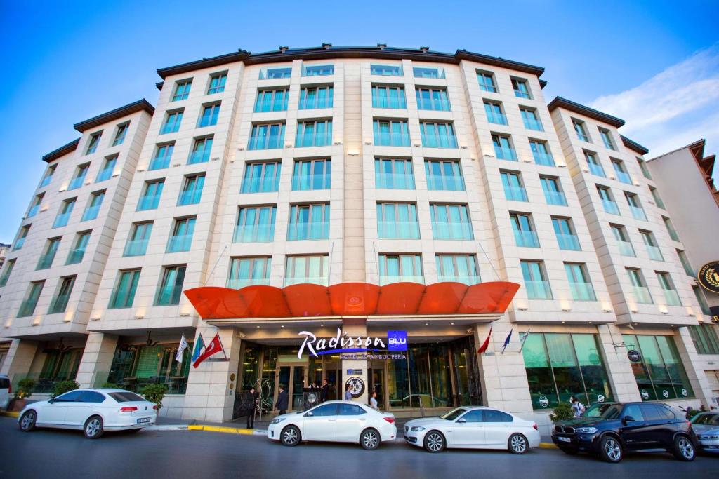 من سلسلة فنادق راديسون بلو إسطنبول المميزَّة