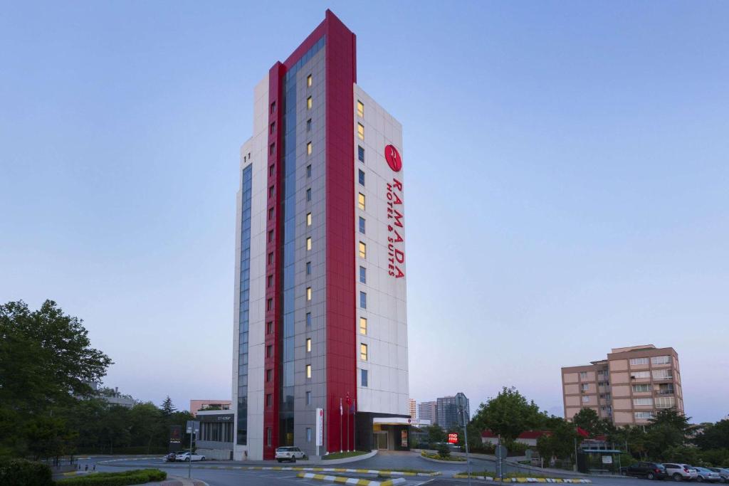 ضمن قائمة سلسلة فندق رمادا إسطنبول المميزَّة