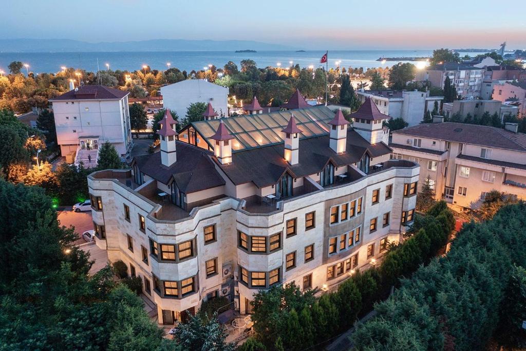 أحد أفضل فنادق توزلا إسطنبول المميزَّة